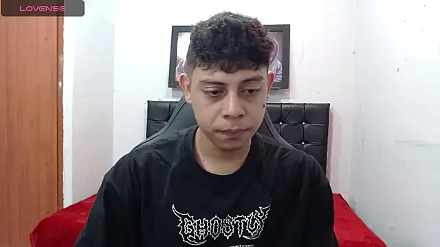 Snapshot of Wiiliam_20 chatting on 03-01-25, 02:02 Wiiliam 20 online show from 03-01-25, 02:02