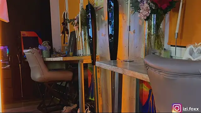 izi-fox online show from 11-22-25, 04:06