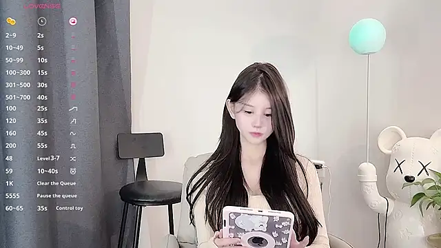 omaiiil online show from 12-11-24, 08:07