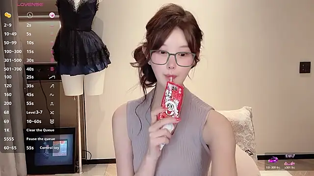 omaiiil online show from 11-04-25, 12:20