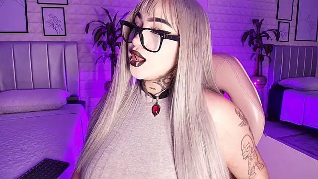 bella-green online show from 09-17-25, 07:38