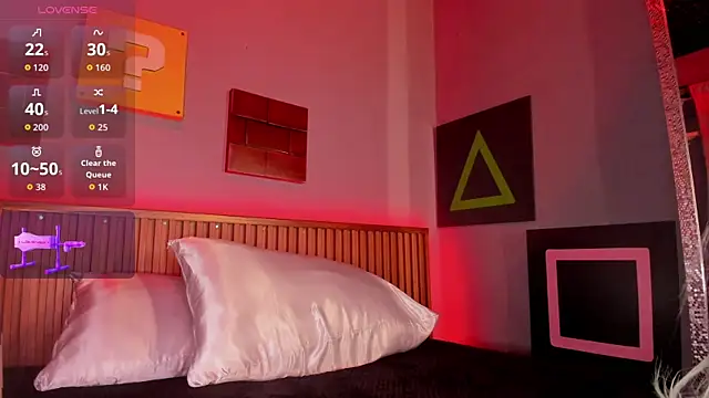 Elettra Rou online show from 04-10-26, 02:18