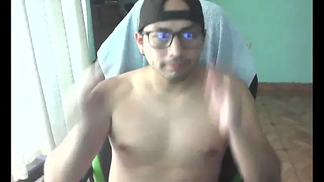 Snapshot of Allen_ibe chatting on 02-14-26, 07:58 Allen ibe online show from 02-14-26, 07:58