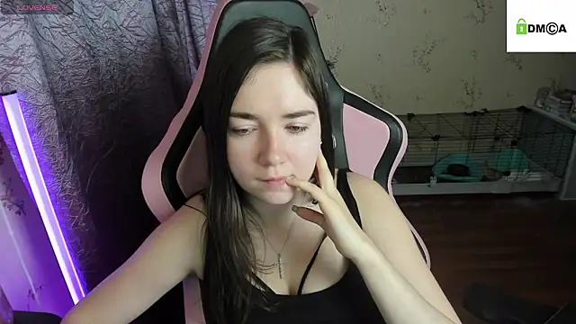 Crazy forest fairy online show from 10-17-25, 04:49