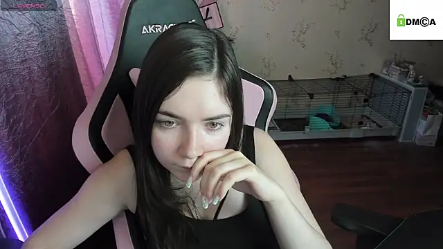 Crazy forest fairy online show from 10-18-25, 01:35