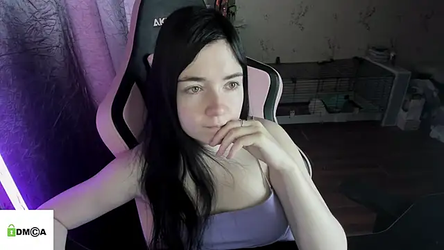 Snapshot of Crazy_forest_fairy chatting on 05-15-26, 02:53 Crazy forest fairy online show from 05-15-26, 02:53
