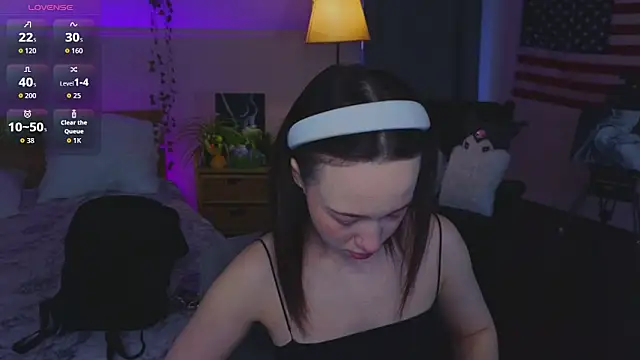 Hayle Hill online show from 03-29-26, 12:01