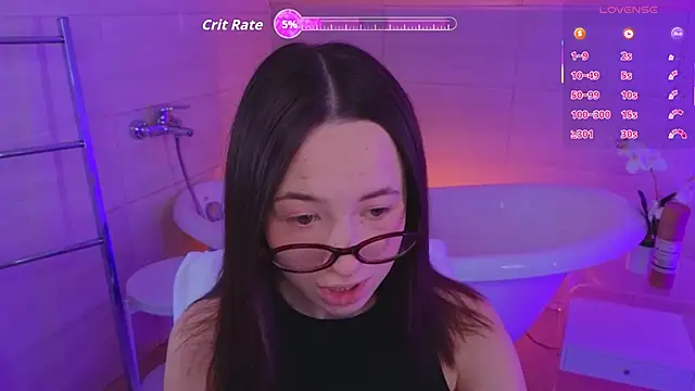 Hayle Hill online show from 11-27-25, 04:02