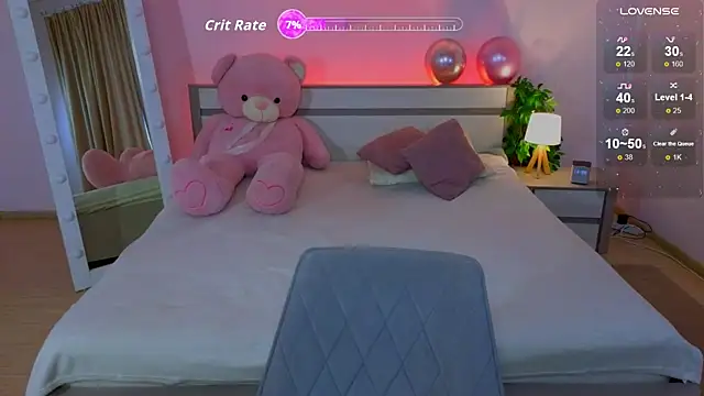 Hayle Hill online show from 09-10-25, 02:32