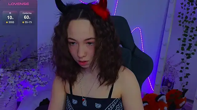 Hayle Hill online show from 02-23-26, 12:12