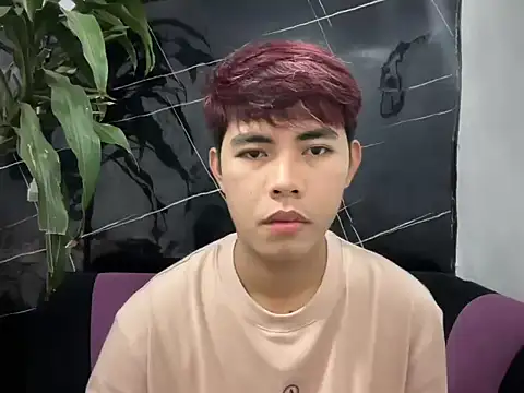 hoenika online show from 04-26-26, 08:28