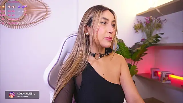 ashley2004 x online show from 10-22-25, 12:21