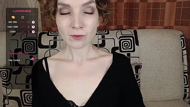 TinaWince online show from 01-16-26, 04:49