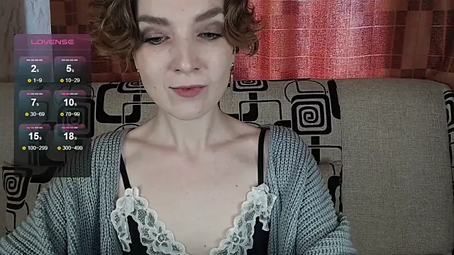 Snapshot of TinaWince chatting on 05-09-26, 05:00 TinaWince online show from 05-09-26, 05:00