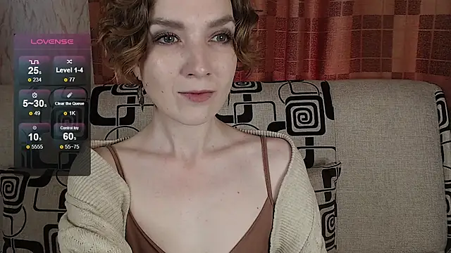 Snapshot of TinaWince chatting on 05-22-26, 05:05 TinaWince online show from 05-22-26, 05:05