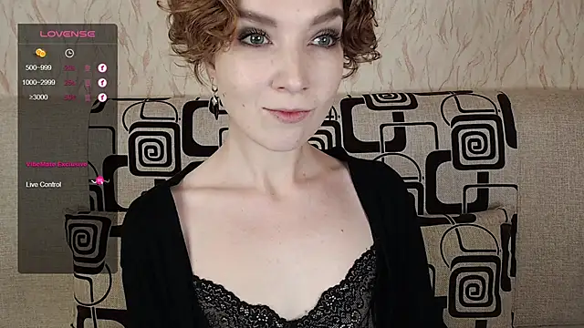 TinaWince online show from 09-28-25, 04:41