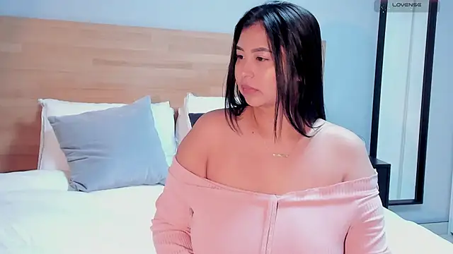  alaiasmile  online show from 01-08-26, 08:59