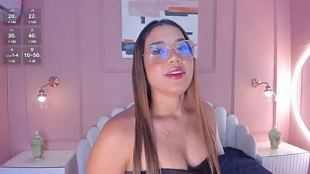 Snapshot of mara_brooks chatting on 02-13-25, 06:26 mara brooks online show from 02-13-25, 06:26