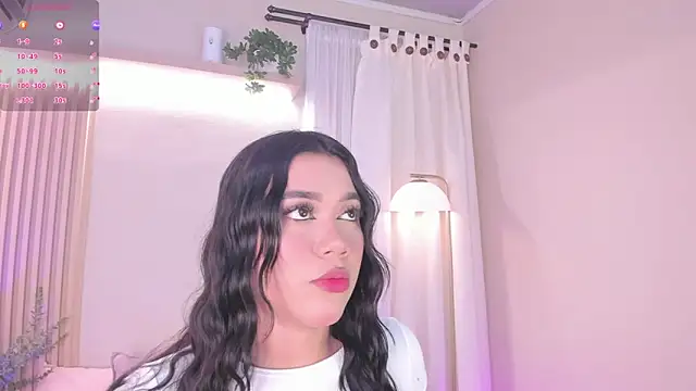 Snapshot of mara_brooks chatting on 11-22-25, 07:57 mara brooks online show from 11-22-25, 07:57