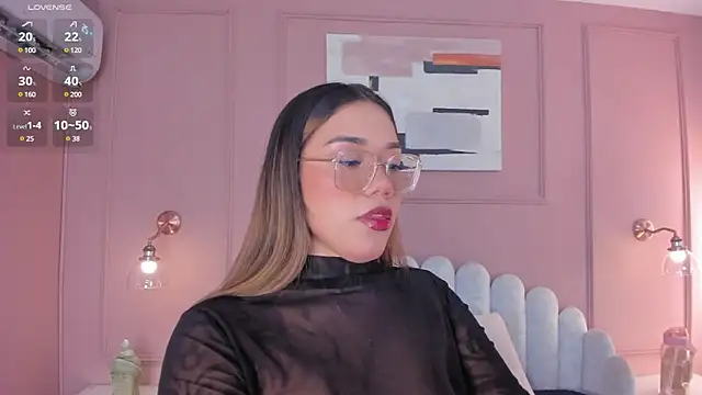 Snapshot of mara_brooks chatting on 03-19-25, 07:06 mara brooks online show from 03-19-25, 07:06