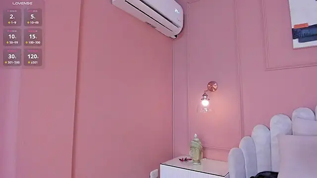 Snapshot of mara_brooks chatting on 03-20-25, 10:51 mara brooks online show from 03-20-25, 10:51