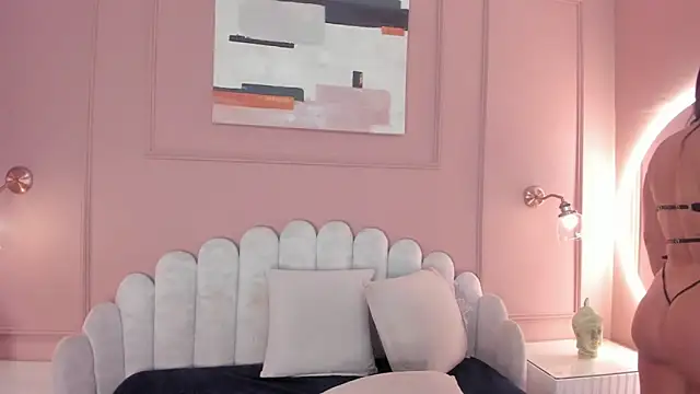 Snapshot of mara_brooks chatting on 09-23-25, 07:43 mara brooks online show from 09-23-25, 07:43