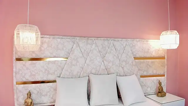 Snapshot of mara_brooks chatting on 02-06-26, 10:17 mara brooks online show from 02-06-26, 10:17