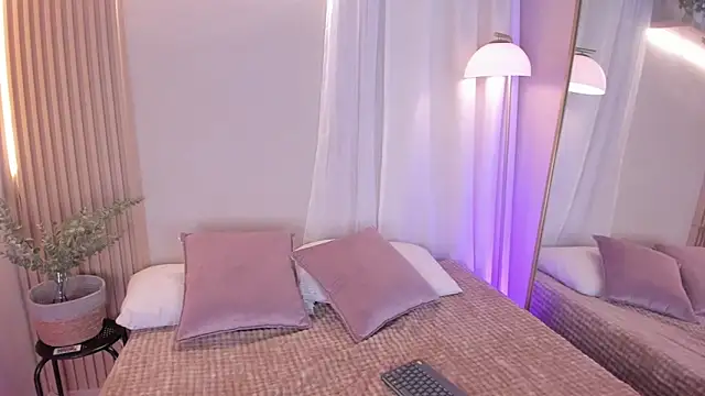 Snapshot of mara_brooks chatting on 01-07-26, 09:53 mara brooks online show from 01-07-26, 09:53