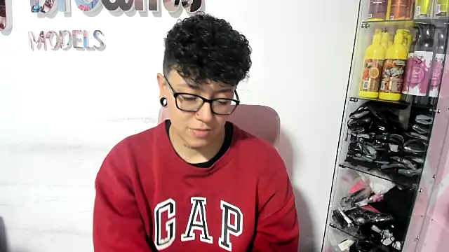 alex noa online show from 04-07-26, 04:36