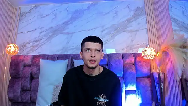 kendalltaylorr online show from 03-28-26, 03:07