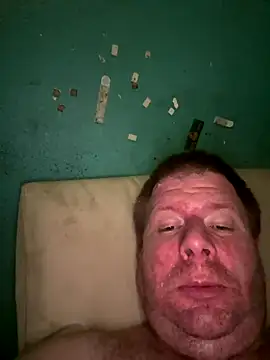 Snapshot of Diaperking916 chatting on 10-23-25, 03:49 Diaperking916 online show from 10-23-25, 03:49