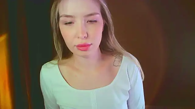 mia raspberrie online show from 12-14-24, 08:40