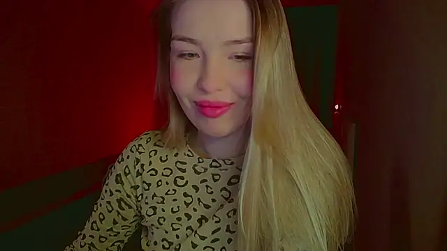 mia raspberrie online show from 03-17-25, 07:15