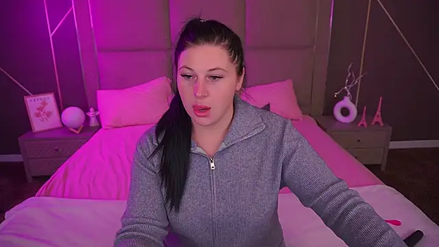 Snapshot of ArianaDarkk chatting on 11-30-25, 04:52 ArianaDarkk online show from 11-30-25, 04:52