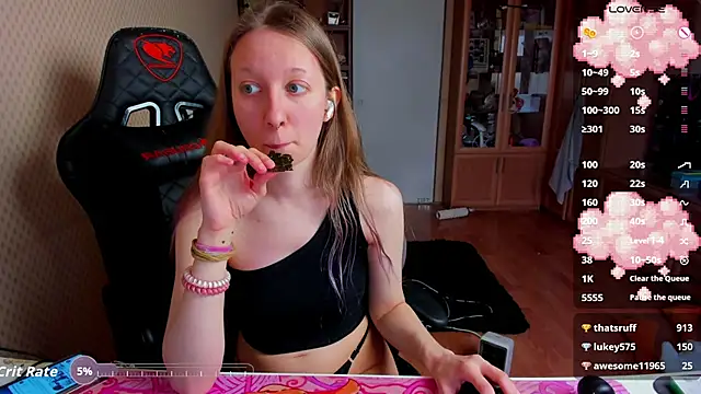 cutieMila online show from 04-07-26, 12:18