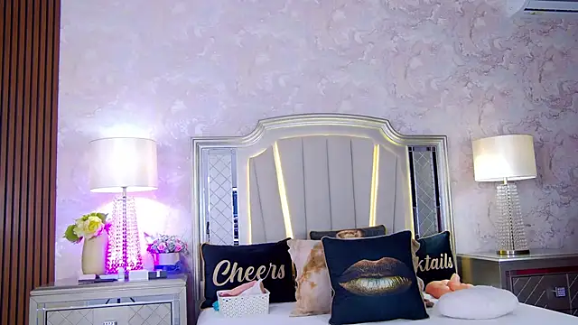 Issadorra online show from 01-19-26, 07:01