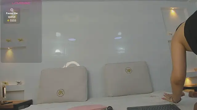 Snapshot of Dalia-Prada chatting on 05-25-26, 03:50 Dalia-Prada online show from 05-25-26, 03:50