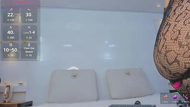 Snapshot of Dalia-Prada chatting on 06-10-26, 05:08 Dalia-Prada online show from 06-10-26, 05:08
