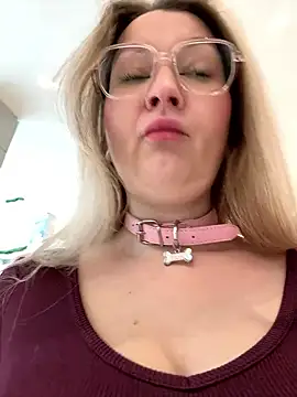 Teya moon  online show from 01-08-26, 10:21