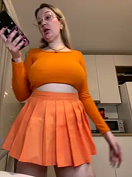 Teya moon  online show from 10-28-25, 07:24