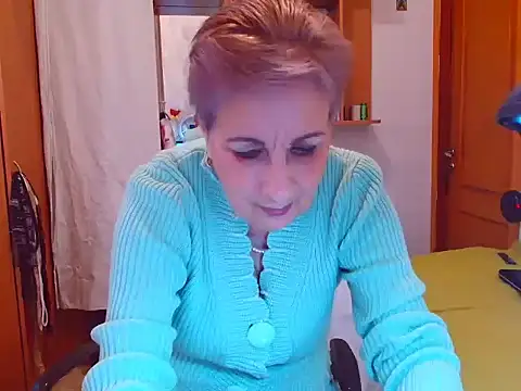 Snapshot of Victoria5643 chatting on 03-02-25, 02:58 Victoria5643 online show from 03-02-25, 02:58