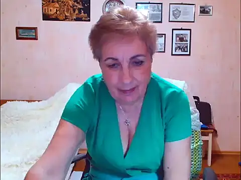 Snapshot of Victoria5643 chatting on 03-13-26, 07:30 Victoria5643 online show from 03-13-26, 07:30