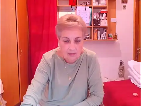 Snapshot of Victoria5643 chatting on 10-16-25, 02:47 Victoria5643 online show from 10-16-25, 02:47