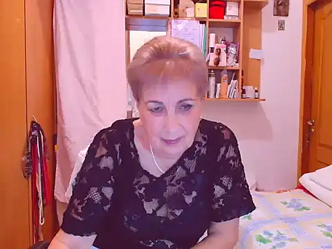 Snapshot of Victoria5643 chatting on 09-23-25, 07:43 Victoria5643 online show from 09-23-25, 07:43