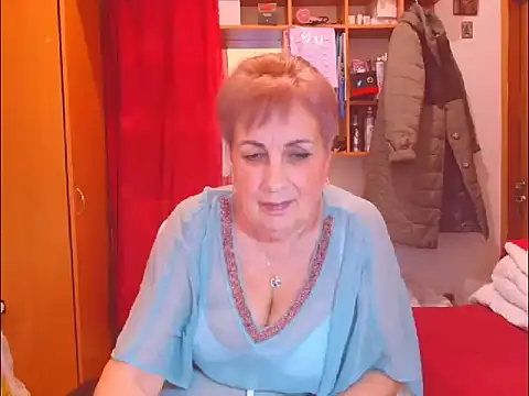 Victoria5643 online show from 11-30-25, 02:18