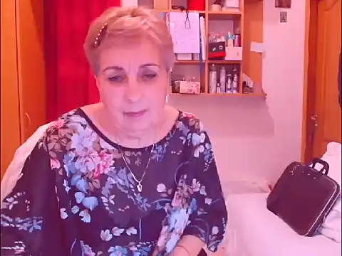 Victoria5643 online show from 12-22-25, 07:47