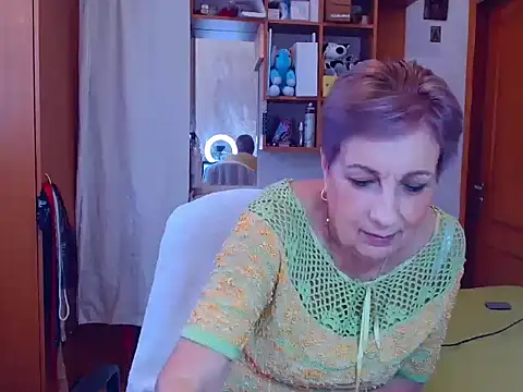 Snapshot of Victoria5643 chatting on 03-09-25, 02:32 Victoria5643 online show from 03-09-25, 02:32