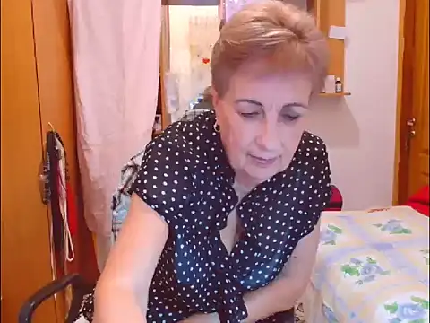 Snapshot of Victoria5643 chatting on 09-21-25, 05:07 Victoria5643 online show from 09-21-25, 05:07