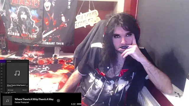 Rocker Assassin66630 online show from 12-16-25, 07:07