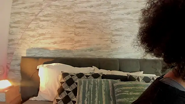 Anneth  M online show from 10-02-25, 07:39